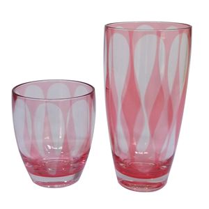 Gobelets en acrylique colorés en forme de ventre - Product Image 1