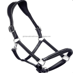 Cabestro de Cuero Inglés Negro de Diseño Anatómico con Costuras Blancas de Lujo y Acolchado Suave de Piel de Vaca, con Herrajes de Latón Niquelado - Product Image 1