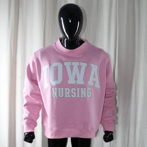 Sweat-shirt rose IOWA NURSING à col montant, 100% blanc, broderie appliquée, col large, URBAN PRODUCTIONS - Product Image 3