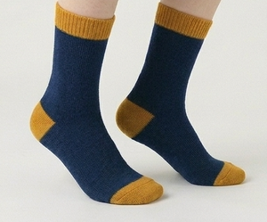 Calcetines de Mujer, Color Azul Marino y Amarillo Mostaza, Tejidos, Transpirables, para Uso Diario, Otoño, Longitud Estándar, Estilo Color Block - Product Image 2