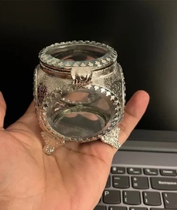 กล่องยาทองเหลืองสีสวยคลาสสิกกล่องเก็บของประดับตกแต่งกล่องเล็กพกพาง่ายของขวัญโปรโมชั่นโลหะ - Product Image 1