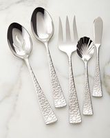 Ensemble de couverts en métal au design minimaliste moderne pour table à manger contemporaine et collection de cuisine
