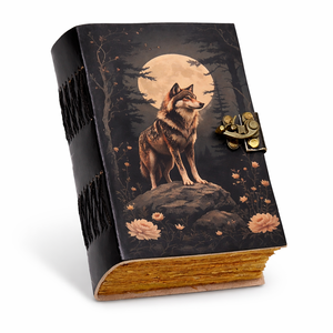 Cuaderno de Cuero Vintage Lunar Hecho a Mano Wolf, Diario, Libreta, Ecológico, 100 Hojas, Tapa Dura, Papel con Borde Decorativo - Product Image 1