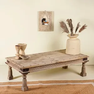 Mesa de Centro de Madera Tallada a Mano con Diseño Floral, Estilo Rústico, para Sala de Estar, Hotel o Casa de Campo - Product Image 2