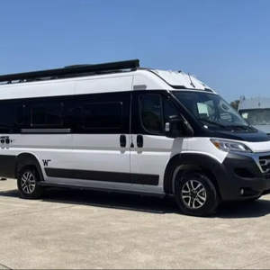 Autocaravana Winnebago Travato Euro 6 con Cocina y Baño Ajustables, TV y Aire Acondicionado - Product Image 1