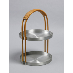 Plateau rond à deux niveaux en acier inoxydable poli argenté, très demandé, avec poignée en rotin et bambou, outils à gâteau, ustensiles de cuisine pour la maison - Product Image 1