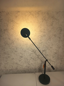 Lampe de table LED réglable européenne avec variateur tactile 10W 3000K blanc chaud pour salon, bureau à domicile - Product Image 2