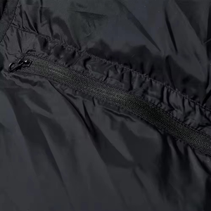 Chaqueta de Plumón Negra de Lujo para Hombre, con Capucha, Gruesa, para Invierno, Estilo Urbano, Diseño de Alta Gama - Product Image 4