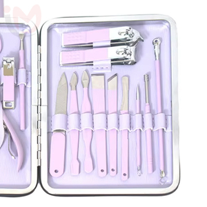 Ensemble de manucure de luxe 7 pièces avec logo personnalisé, coupe-ongles en acier inoxydable 7-en-1, outil de soin des ongles pratique pour les voyages - Product Image 2