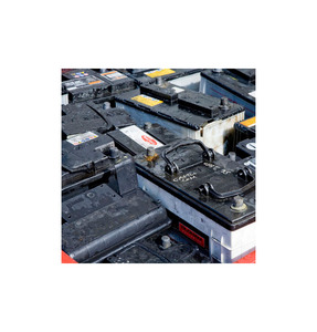 Déchets de batteries automobiles haute performance, drainées et triées pour la matière première des fourges - Product Image 4