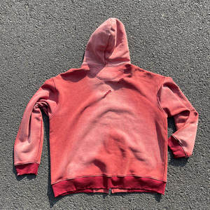 Sudadera Urbana Oscura con Texto Gráfico Atrevido y Arte en las Mangas, Moda Urbana Moderna, Corte Cómodo y Relajado, Sudadera para Uso Diario - Product Image 4