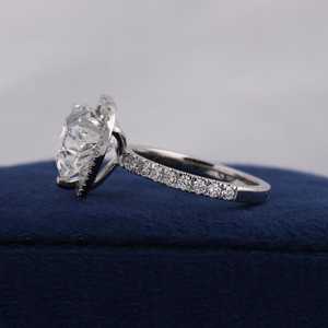 Anillo de Diamantes de Corte Corazón de 2 Quilates en Oro Blanco de 14K, Certificado IGI, Cultivado en Laboratorio, CVD, Color VS1 FG, Joyería Fina de Lujo para Mujer, Diseño Elegante - Product Image 3