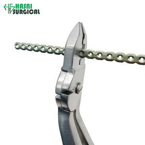 Pince à plier et à couper les plaques en acier inoxydable certifiée CE, micro-outil de pliage pour plaques osseuses, outil chirurgical orthopédique - Product Image 4