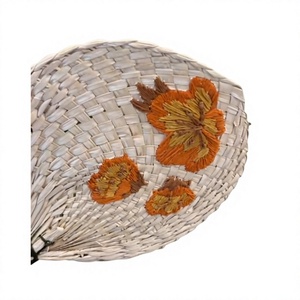 Éventail pliant artisanal écologique en feuille de palmier naturelle avec doublure en bambou, art populaire, décoration de mariage traditionnelle, cadeaux de fête, été - Product Image 2