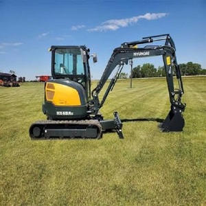 Mini-excavatrice Hyundai abordable avec hydraulique puissante, fonctionnement stable et performances pratiques sur divers chantiers - Product Image 1