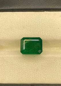 ESMERALDA NATURAL DE 8X10MM CON CORTES DE OCHO ÁNGULOS. HERMOSA ESMERALDA PARA JOYERÍA. - Product Image 3