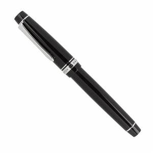 Pluma estilográfica Custom Heritage 912 negra, punta de 1.0 mm, media (M), hecha en Japón - Product Image 2