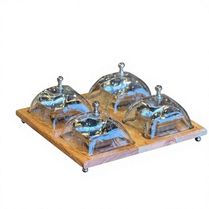 Ensemble de bols de service en métal très demandés avec couvercle en verre et plateau en bois, design moderne, pour servir des fruits secs - Product Image 1