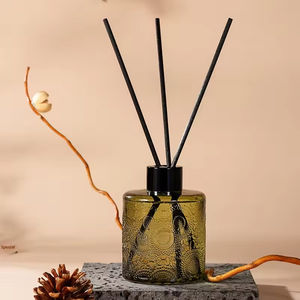 Difusor de Aromas Aikun Premium de 200 ml, de Larga Duración, con Aroma Fresco, para Hoteles de Lujo, con Botella de Vidrio Grabado y Aceites Esenciales Naturales - Product Image 2