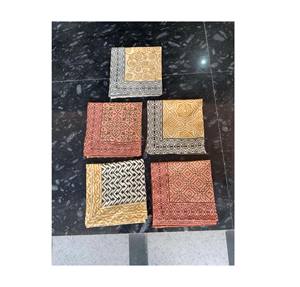 Pareo de Playa de Algodón con Estampado Floral, Hecho a Mano en India, Tela Suave de Voile, para las Cuatro Estaciones, Regalo para Ella - Product Image 1