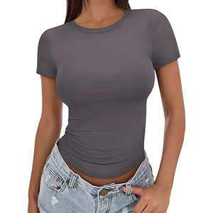 T-shirts courts Bella Canvas pour femmes, coupe ajustée, col rond, manches courtes, t-shirts graphiques - Product Image 4