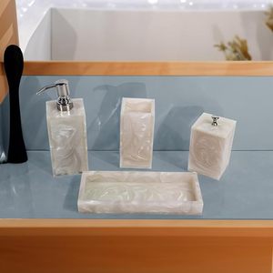 Ensemble de salle de bain en résine époxy au design moderne, 4 pièces pour la maison, distributeur de savon, porte-brosse à dents, plateau de toilette à prix abordable - Product Image 1