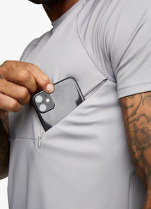 Nouvel ensemble sportif d'été tendance pour hommes – T-shirt à manches courtes et short décontractés, personnalisable avec logo - Product Image 3