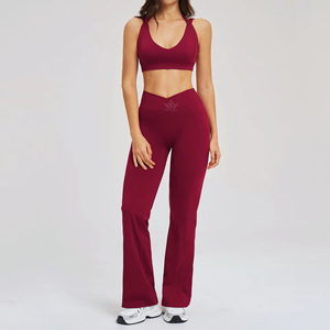 Ensemble de yoga 2 pièces pour femme : soutien-gorge de sport à col halter et leggings évasés taille haute, respirant et extensible, pour la gym et le fitness - Product Image 3