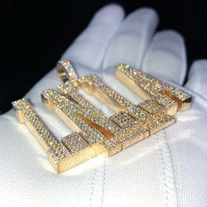 Pendentif personnalisé de luxe en or avec lettres serties de moissanite VVS, style hip-hop, collier effet diamant - Product Image 3