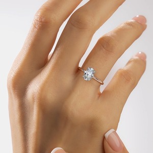 Bague de fiançailles solitaire en diamant de laboratoire taille ovale 2,40 carats, or rose, bijoux fins personnalisés pour mariage, vente en gros - Product Image 4