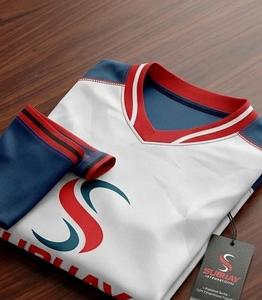 Camiseta de Fútbol Subhay International para Hombre, Cuello en V, Degradado Azul y Rojo, Manga Corta, Absorbe la Humedad, Ajuste Atlético, para Todas las Temporadas - Product Image 3