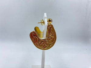 Boucles d'oreilles élégantes en plaqué or avec perle pour les mariages et les fêtes Meilleur prix Bijoux pour femmes modernes Cadeau parfait - Product Image 1