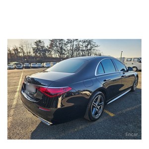 Mercedes-Benz Classe S S400 d 4MATIC Modèle août 2022 59 000 km Diesel Boîte de vitesses automatique Volant à gauche Caméra arrière - Product Image 5