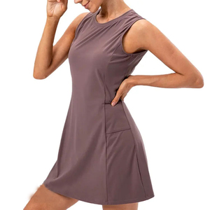 Robe de tennis 2-en-1 pour femme avec short intégré, poches, sans manches, pour le golf, le pickleball, la pratique sportive, vente en gros OEM - Product Image 5