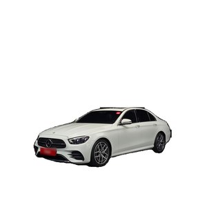 Mercedes-Benz Classe E E220d 4MATIC AMG Line 2023 Diesel Boîte Automatique 50 000 km Volant à Gauche Sièges en Cuir Caméra Arrière - Product Image 1