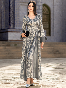 Robe Abaya AN12550 à col cœur, manches longues, ornée de perles, design modeste pour l'Aïd et les événements formels/soirées - Product Image 5