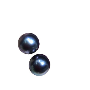 Pendientes de Botón de Oro de 18K con Perlas de Agua Dulce de Doble Uso, Elegantes Cuentas Blancas con Diseño Impecable - Product Image 5