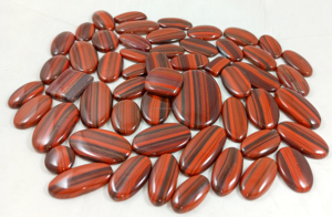 Lot en gros de cabochons en jaspe rouge naturel, pierres précieuses en vrac pour la fabrication de bijoux et la lithothérapie - Product Image 2