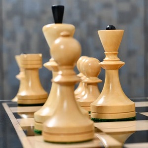 Piezas de ajedrez de la serie de la era soviética rusa reproducidas en madera de abeto ebonizado y madera natural, altura del rey de 3.75 pulgadas, juego de torneo al mejor precio. - Product Image 3