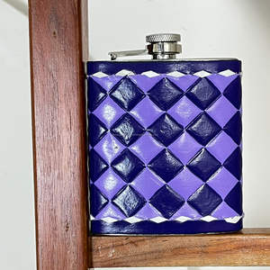 Botella de Whisky Portátil de Acero Inoxidable de 7oz, Diseño Nuevo, Hecha a Mano con Cuero Vacuno, Duradera, para Viaje, Regalo - Product Image 4