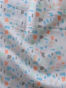 Camisa Casual con Estampado Geométrico para Hombre, Estilo Veraniego, Impresión Digital, Base Blanca con Formas Azules, Naranjas y Grises - Product Image 3