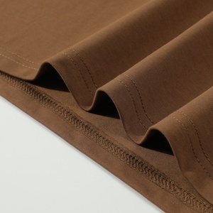 เสื้อยืดผู้ชายทรงปกติ 220 กรัม ผ้าฝ้ายออร์แกนิค 100% ขายส่ง เสื้อผ้ากีฬาลำลอง สตรีทแวร์ ลายตัวอักษรเรียบง่าย ระบายอากาศ แห้งเร็ว - Product Image 5