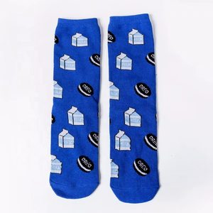 ถุงเท้าผู้หญิงลายการ์ตูนผลไม้น่ารักๆ กล้วย อะโวคาโด เลมอน ไข่ - Product Image 4