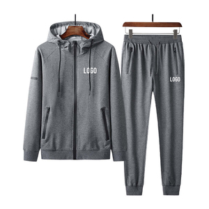 Ensemble de survêtement d'été personnalisé pour hommes : survêtement de sport, fitness et entraînement, deux pièces (pull et pantalon) - Product Image 1