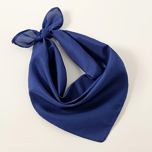 Pañuelo Personalizado de Moda para la Cabeza con Estampado Digital y Bloques de Color, Tipo Bandana Pequeña Cuadrada, para Uso en las Cuatro Estaciones - Product Image 2