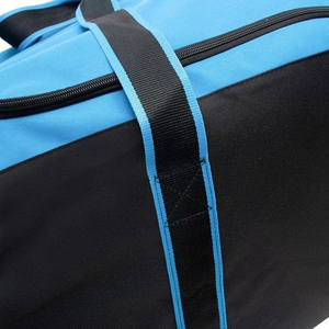 Sac de sport bleu noir avec bandoulière réglable et fermeture éclair, unisexe, décontracté - Product Image 5
