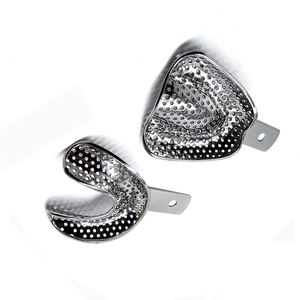 Bandeja de Impresión Dental de Acero Inoxidable, Perforada, Reutilizable y Precisa para Procedimientos Dentales en Clínicas, por Grip Surgical - Product Image 1