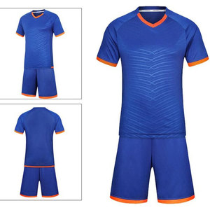 Tenues de football pour hommes en polyester 100% sublimé, vêtements de sport en polyester pour adultes, uniformes de football pour adultes - Product Image 6