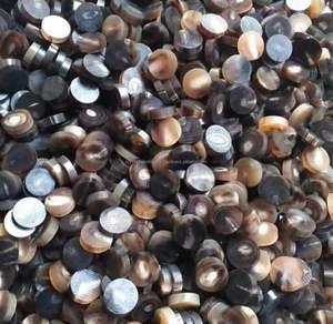 Accesorios de abrigo de botón de bocina de calidad de exportación Forma de moda Botón de aspecto elegante Hecho Material de hueso suministrado Proveedor indio - Product Image 4