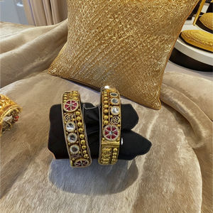 Elegante diseñador plata fina brazaletes tallados motivos florales brazalete accesorio - Product Image 2